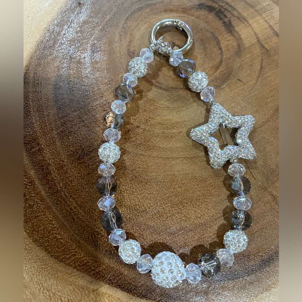 Star beaded phone charm